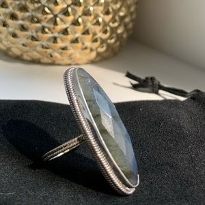 Genuine labradorite sterling silver 925 oval ring